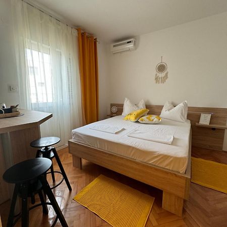 The Manzoni Family 4 Hotel Punat Luaran gambar